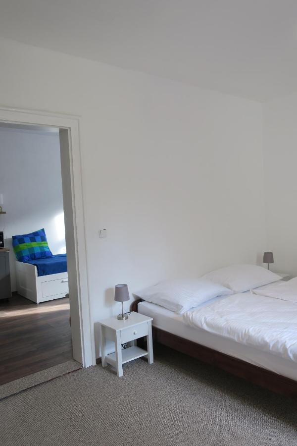Ubytovani V Soukromi - Apartman Meran 乌帕河畔斯沃博达 外观 照片